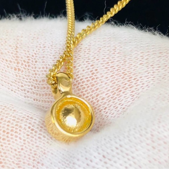 🔥Pristine condition Dior encrusted pendent necklace with original box🔥 - Picture 3 of 5